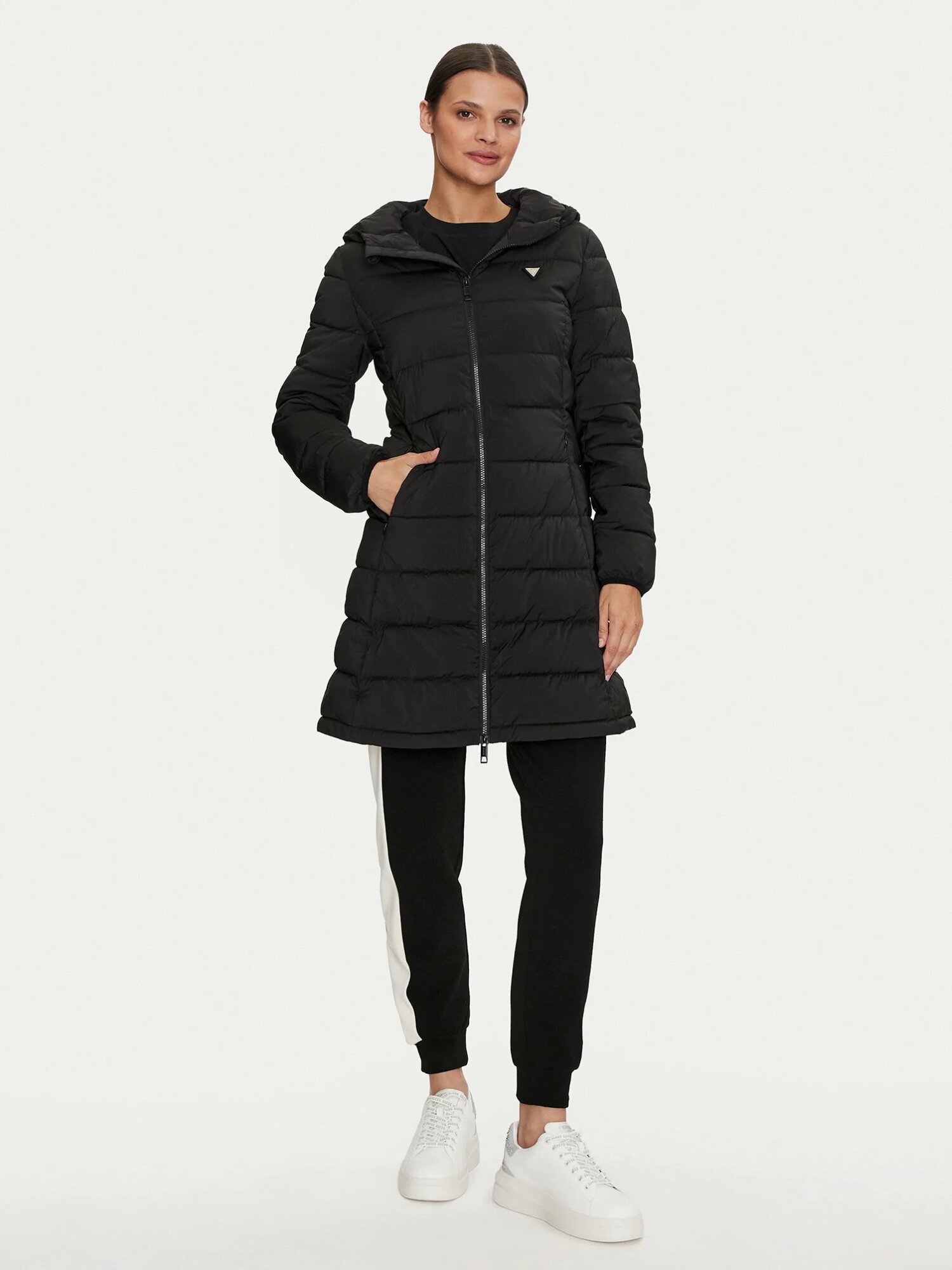 Куртка GUESS 
NEW ALETA LONG PUFFER JACKET